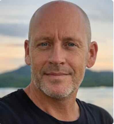 Phil Riches — CEO & Senior Broker